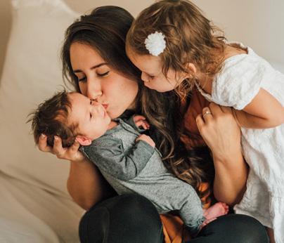 404 x 346 Babies and mum